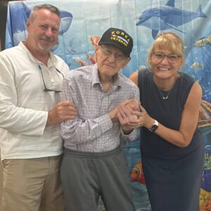Memory Care Communities in Florida Parkside Assisted Living & Memory Care Residents playing cards